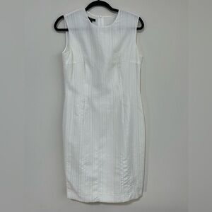 - Escada Sleveless Dress. PRISTINE condition. Size 8